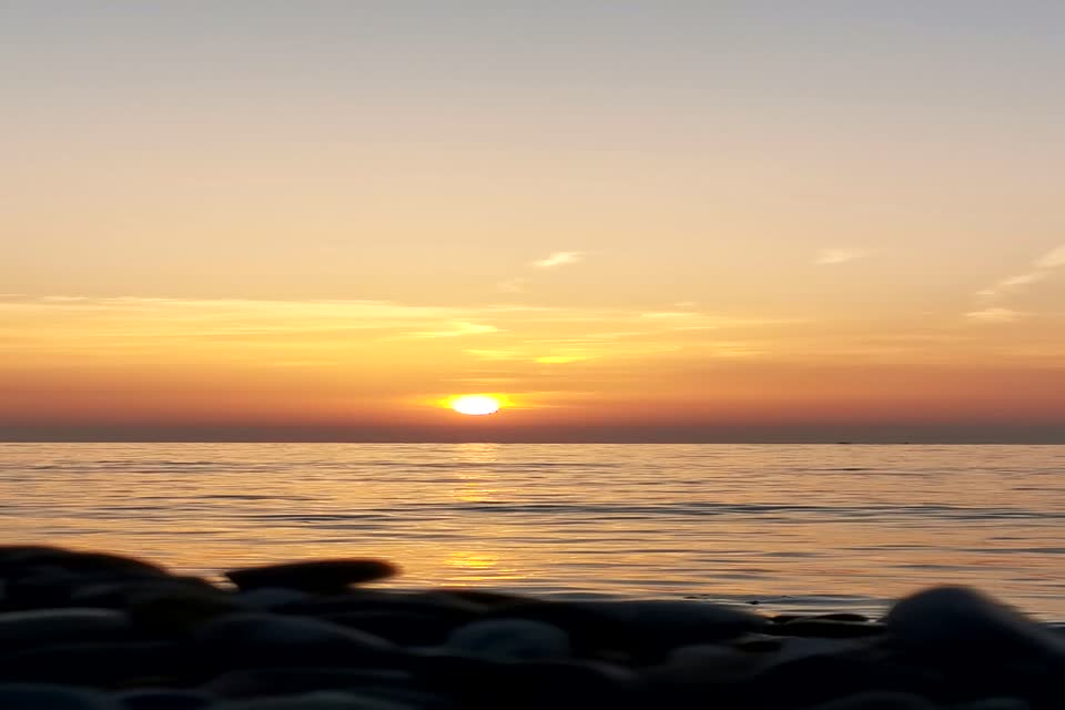 22-04-Apr-Georgien-Strand-SU-Z.mp4